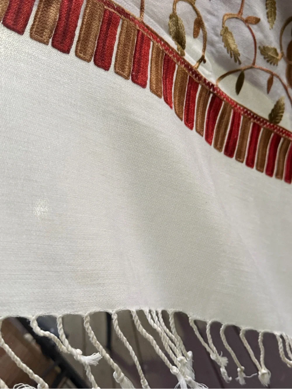 N/A cream shawl
